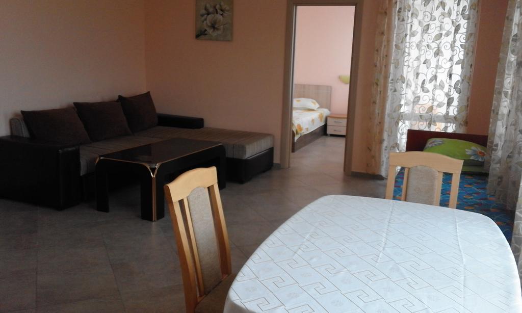 Apartments Sea Sounds Pomorie Exterior foto
