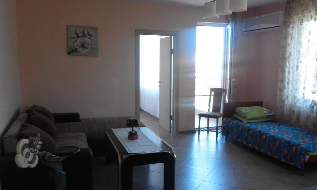 Apartments Sea Sounds Pomorie Exterior foto