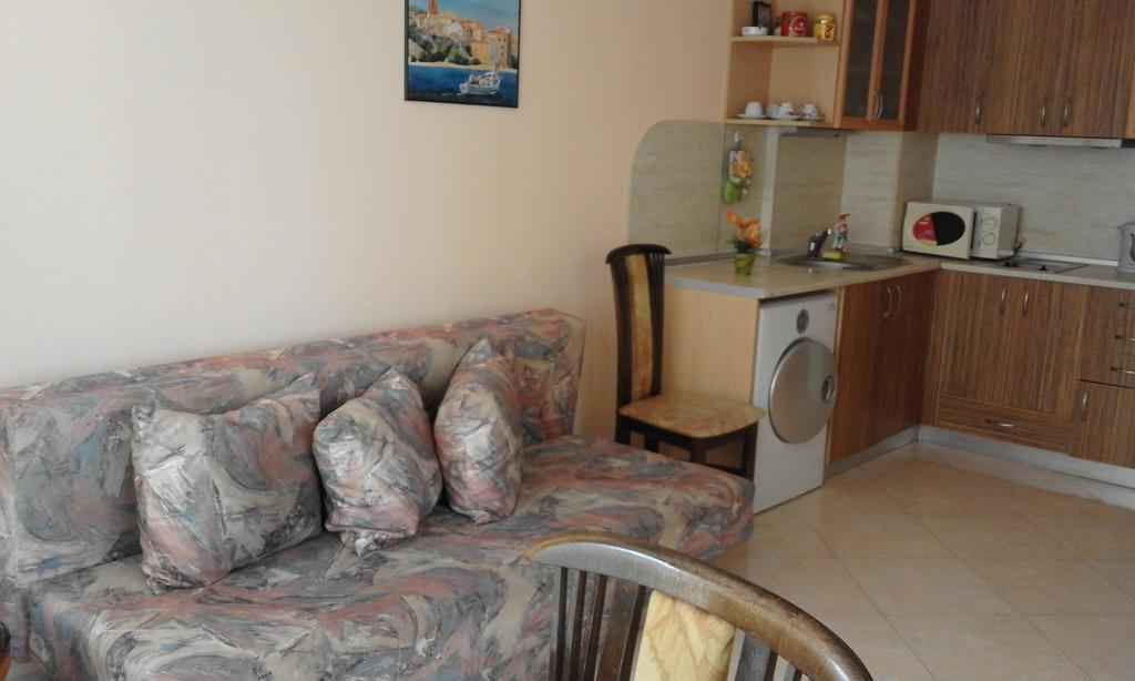 Apartments Sea Sounds Pomorie Exterior foto