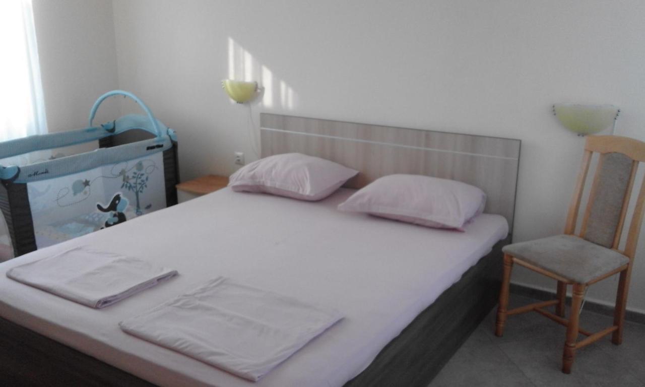 Apartments Sea Sounds Pomorie Exterior foto