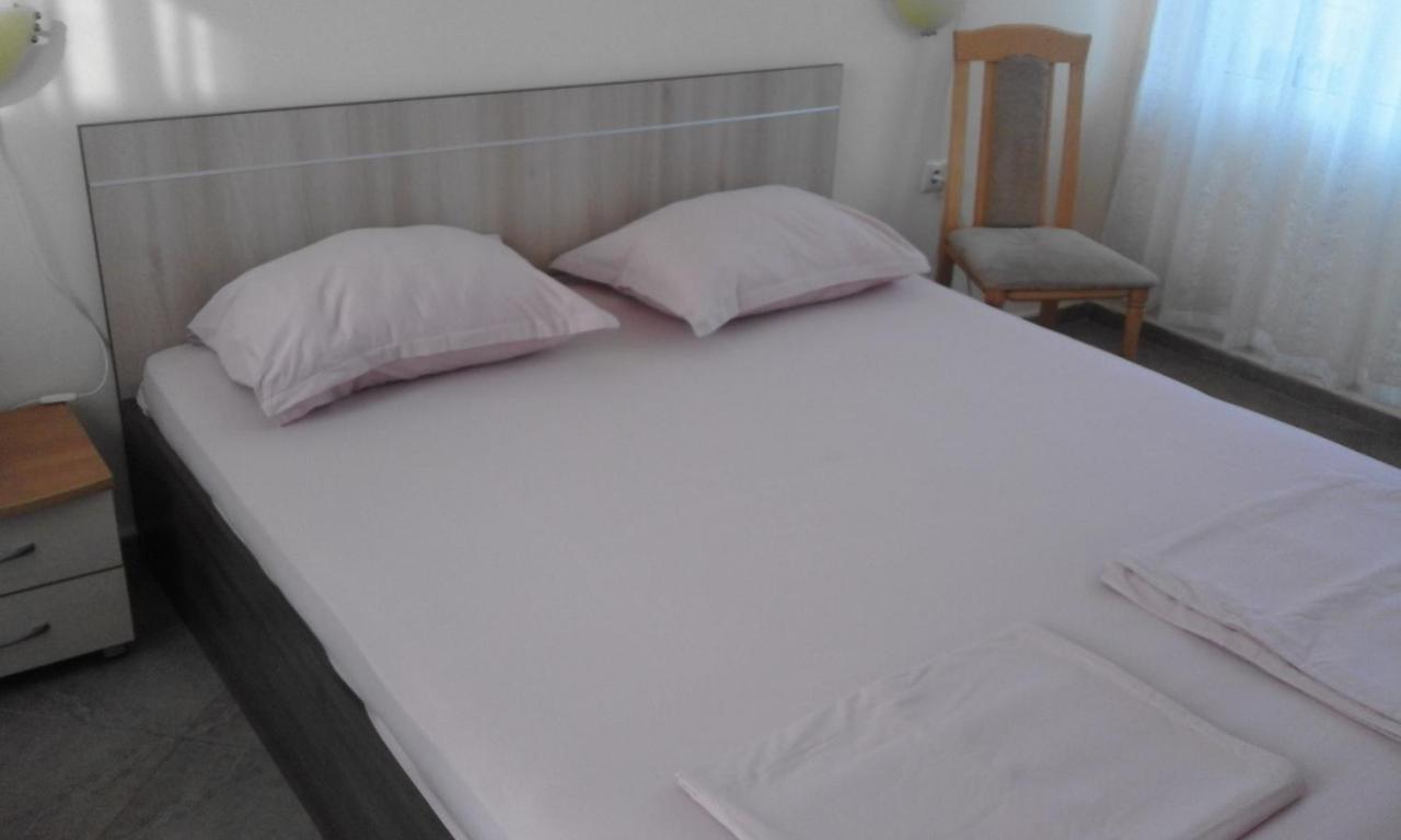 Apartments Sea Sounds Pomorie Exterior foto
